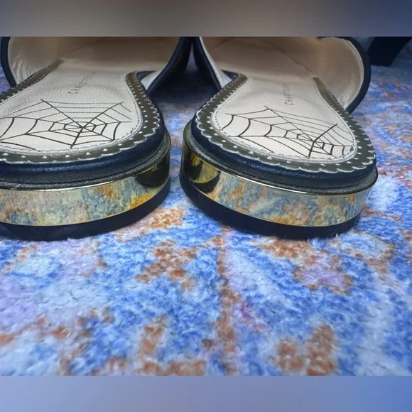 Charlotte Olympia Green and Red Animal Print Mules - Picture 5 of 8